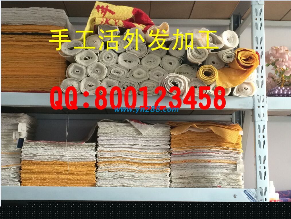 大學(xué)生畢業(yè)回家組織村民做手工活兼職月賺萬(wàn)元