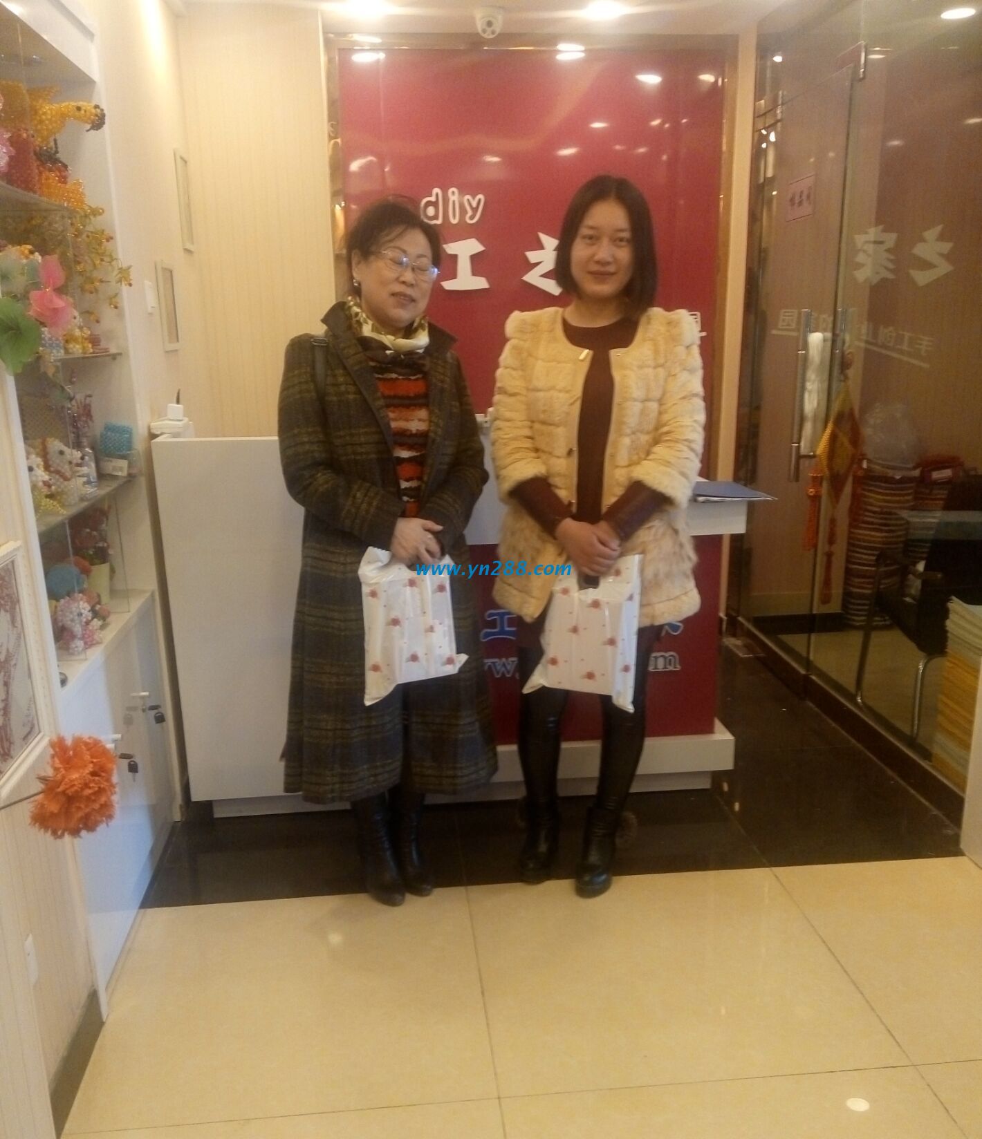 河南周口張女士與吉林松原劉女士相遇手工活之家，結(jié)下深厚友誼(圖1)