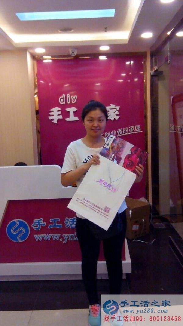 石家莊附近哪有兼職手工活外發(fā)？王女士有業(yè)余時(shí)間想找個(gè)手工活做(圖1)