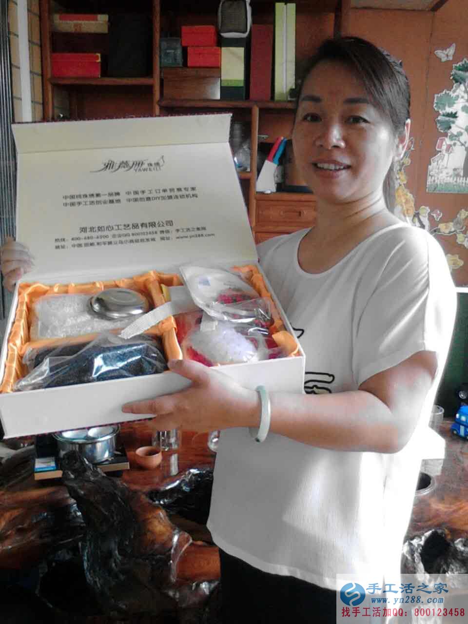 廣西百色市覃女士找到可以在家做的手工活，不交押金不用錢