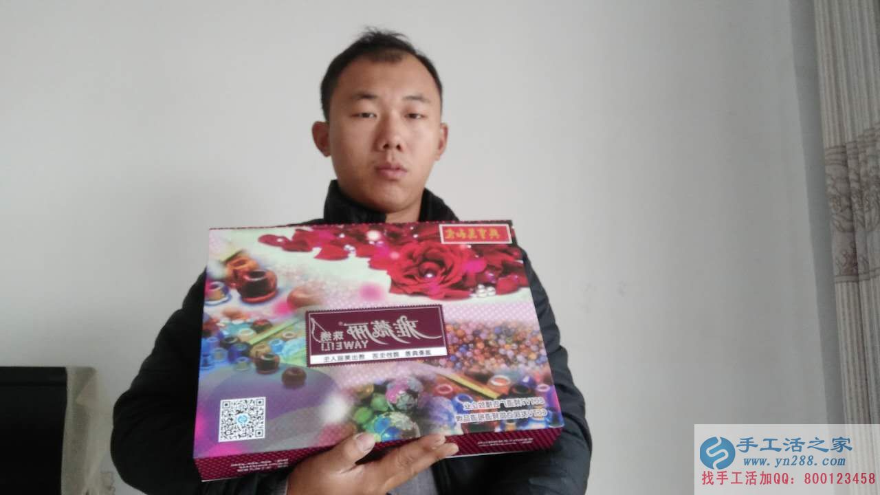  年輕人創(chuàng)業(yè)做什么？山東曹縣趙先生選擇手工活之家好項(xiàng)目