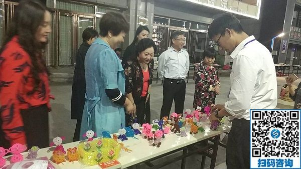 720元藏著重慶秦先生的勤奮，彩珠繡手工活兼職是著陸點(diǎn)