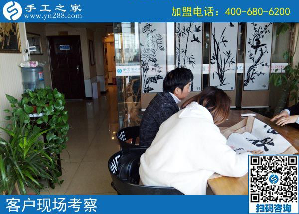 3月12日，想接正規(guī)廠家的手工活，越來越多的人都選擇了這里。手工之家接待考察加工客戶剪影
