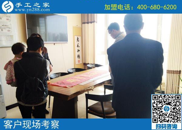 3月18日，她們?nèi)绾瓮ㄟ^(guò)這個(gè)可以寄到家做的手工活實(shí)現(xiàn)了個(gè)人的逆襲？手工之家接待考察加工客戶(hù)剪影