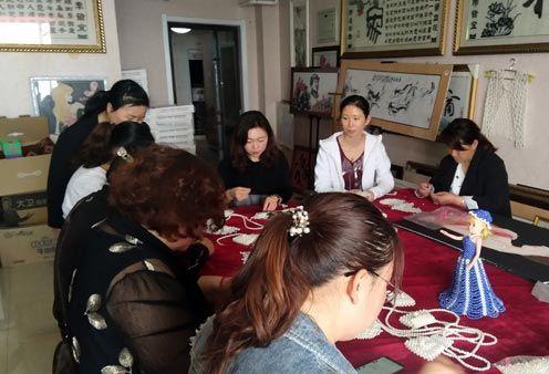 勵志珠珠繡創(chuàng)始人郝磊受邀參加2019APEC工商領(lǐng)導(dǎo)人峰會！??！