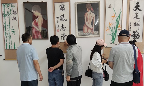 再報道，《邯鄲日報》刊登手工之家郝總相關(guān)事跡(圖2)