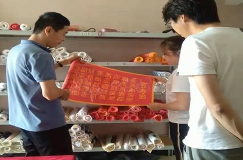 在這里，找到了我喜歡的手工活，掙錢有保障！(圖1)