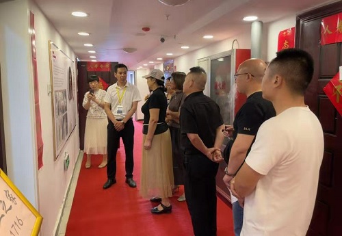 拳拳愛心，只為世間溫暖------記愛心企業(yè)手工之家創(chuàng)始人郝總