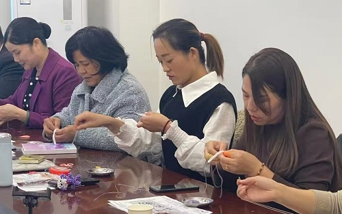 好好學(xué)、好好做，就會(huì)有收獲！ --- ---記手工之家各級(jí)代理技術(shù)培訓(xùn)優(yōu)秀學(xué)員申女士