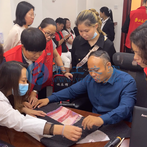 做這里的手工活外發(fā)加工錢賺得快，生活有保障(圖1)