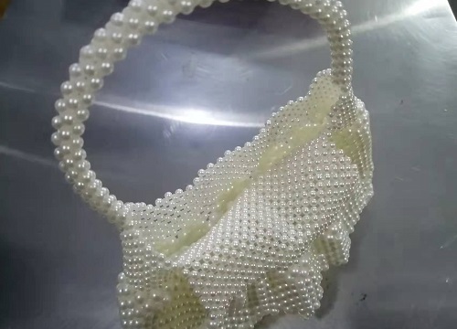 仿珍珠發(fā)卡，仿珍珠包，又能裝扮又能賺錢的串珠手工活項目(圖2)