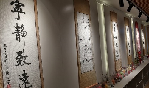 5月3日，手工活接單平臺(tái)，手工兼職招聘帶回家做，珠繡產(chǎn)品讓手工之家和加工人員更好共贏，圖為勵(lì)志珠珠繡手工產(chǎn)品剪影
