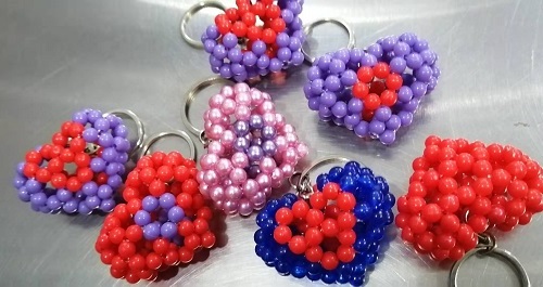 真值得，花閑暇時間在家做串珠外接手工活常年都有收入(圖1)