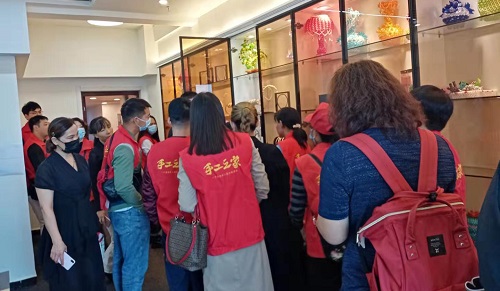 讓團(tuán)圓和相思遙寄一樣幸福！ --- ---記手工之家中秋祝福 