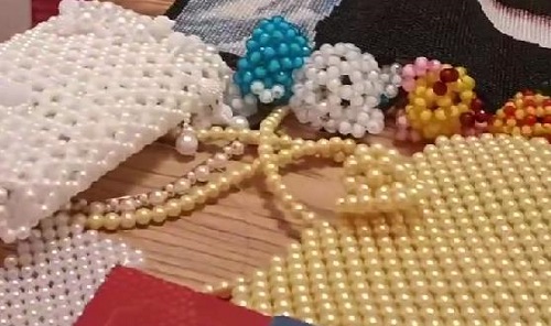 用責(zé)任和愛心，幫更多的人居家手工掙錢 --- --- 記手工之家優(yōu)秀合作伙伴云南楊女士