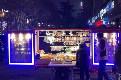多一份好的收入，移動(dòng)潮品店兼容并包，讓加工人員也可以這樣掙錢(qián)