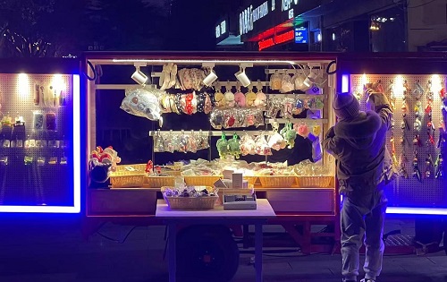多一份好的收入，移動(dòng)潮品店兼容并包，讓加工人員也可以這樣掙錢(qián)