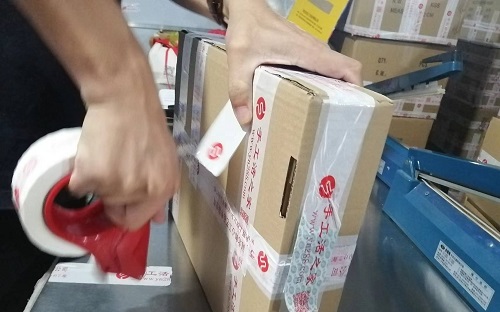 手工活外發(fā)加工正規(guī)廠家直接發(fā)貨，手工之家發(fā)送的材料每次一樣嗎？