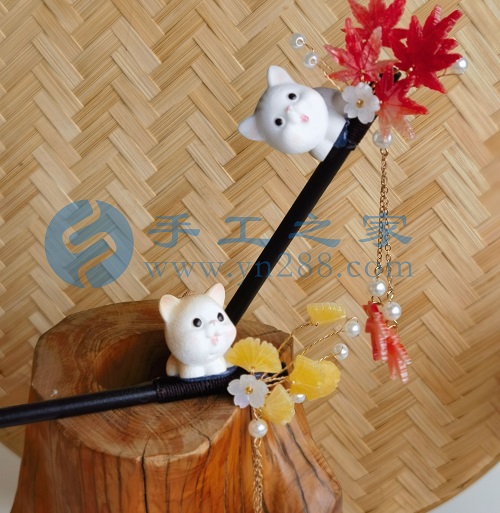6月4日，手工活接單正規(guī)平臺(tái)，拿回家做的手工項(xiàng)目，可以開飾品加工廠，手工之家讓大家居家手工掙錢有底氣，圖為勵(lì)志珠珠繡串珠手工產(chǎn)品剪影