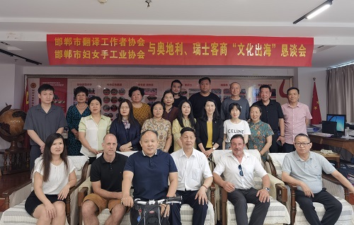 開辟國內(nèi)國際銷售新市場，手工之家一直在路上 ------ 記手工之家參加“文化出?！鄙虅?wù)洽談