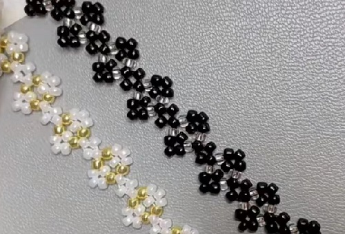 7月12日，在家做的手工活正規(guī)平臺(tái)，在家可以做的兼職工作，居家靈活就業(yè)好副業(yè)，開(kāi)手工加工廠，手工之家純手工加工銷(xiāo)售讓合作人員收入很好，圖為串珠米珠繡手工產(chǎn)品剪影