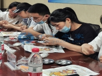 選擇串珠外接手工活，在家做手工活掙錢(qián)成為現(xiàn)實(shí)