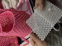 長期拿回家做的純手工活，合作后在家賺錢沒有后顧之憂