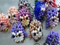 手工活外發(fā)加工正規(guī)廠家直接發(fā)貨，串珠純手工受到家庭婦女等群體的喜愛