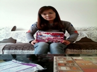 江西萍鄉(xiāng)美發(fā)師鄧女士工作之余兼職做手工活，愛(ài)上珠繡
