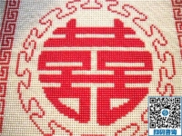 在家利用帶娃之余做珠繡手工活加工，寶媽感到很開心
