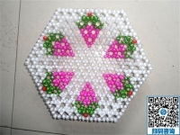 創(chuàng)意串珠小飾品精美環(huán)保時(shí)尚讓許多人愛不釋手，是居家賺錢好項(xiàng)目